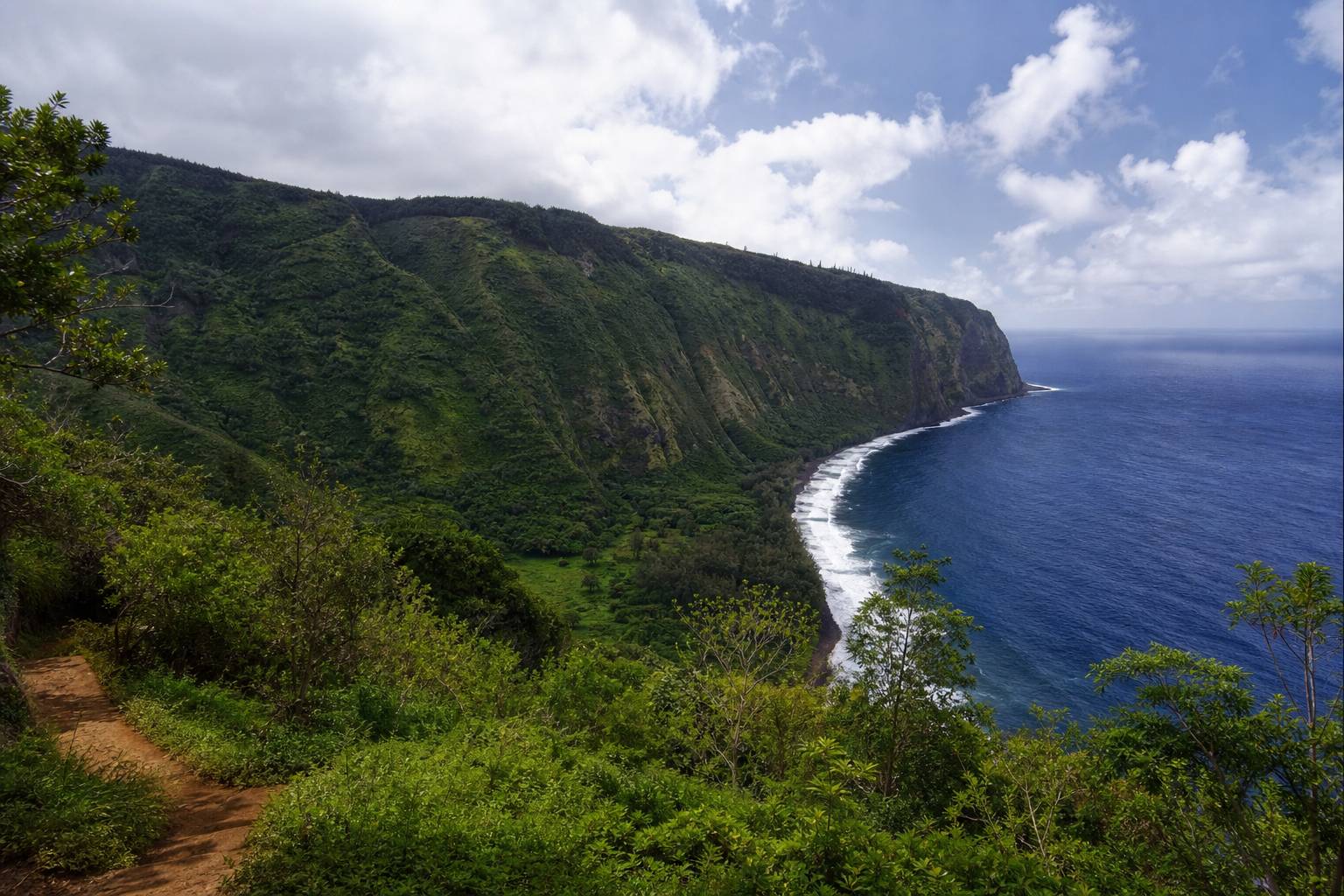 Pololu Valley : la randonnée incontournable de Big Island